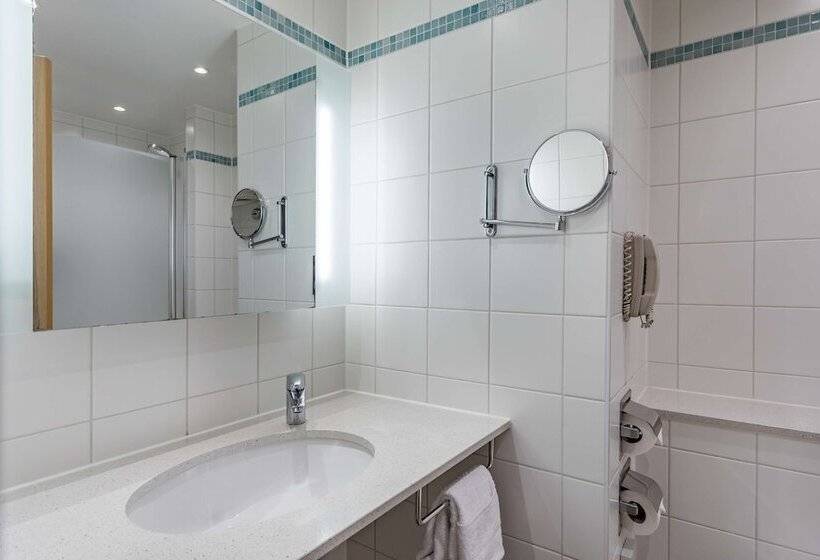 スタンダードルーム, Radisson Blu Hotel London Stansted Airport