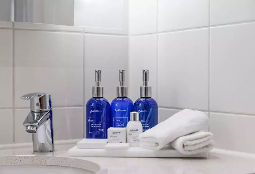 スタンダードルーム, Radisson Blu Hotel London Stansted Airport