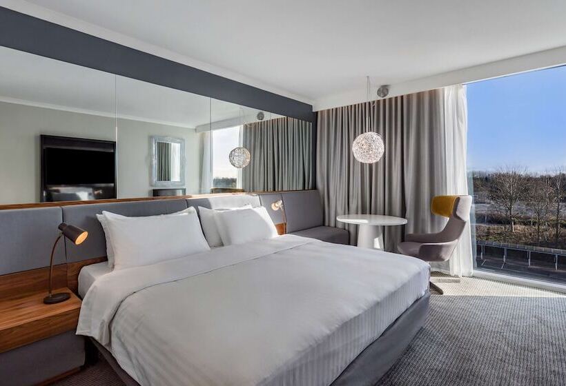 اتاق پرمیوم, Radisson Blu Hotel London Stansted Airport