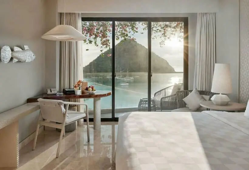 اتاق لوکس با تخت بزرگ, Ayana Komodo Waecicu Beach