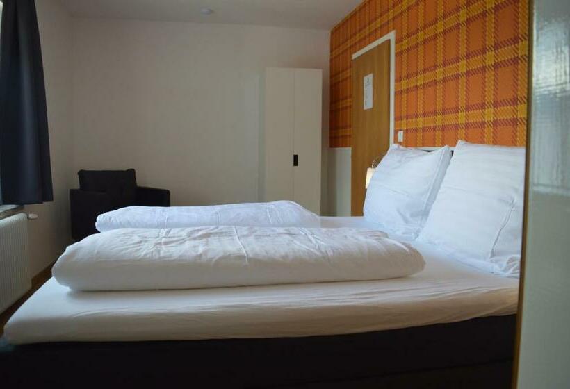 スタンダードルーム, B & B Gmeineck