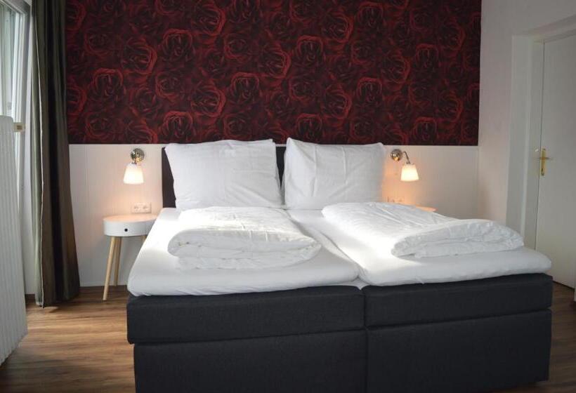 バルコニー付きデラックスルーム, B & B Gmeineck