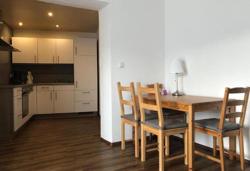 バルコニー付き１ベッドルームアパートメント, B & B Gmeineck