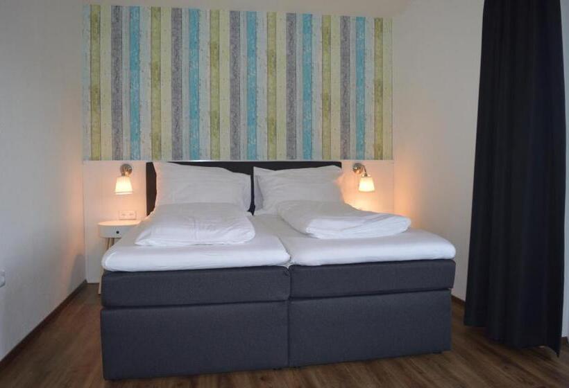 バルコニー付き１ベッドルームアパートメント, B & B Gmeineck