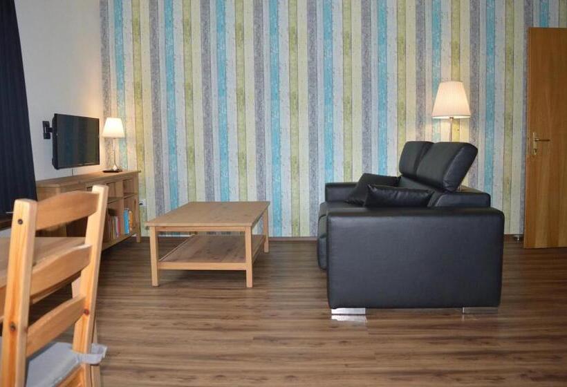 Апартаменты 1 Спальня, B & B Gmeineck