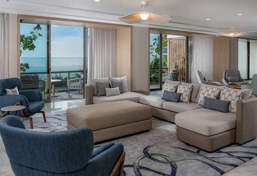 جناح, Hilton Lacleamy