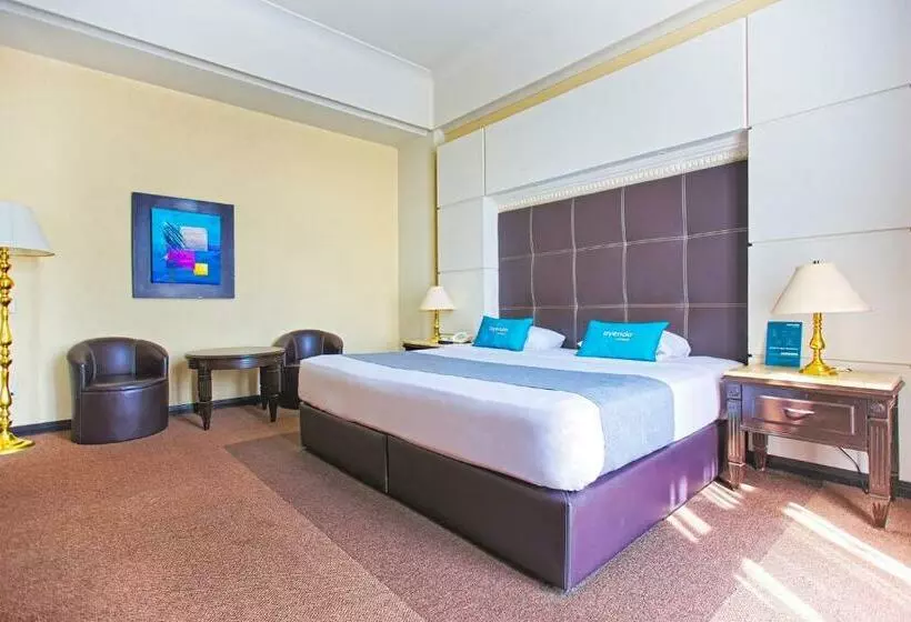 اتاق استاندارد با تخت بزرگ, Imperial Reforma