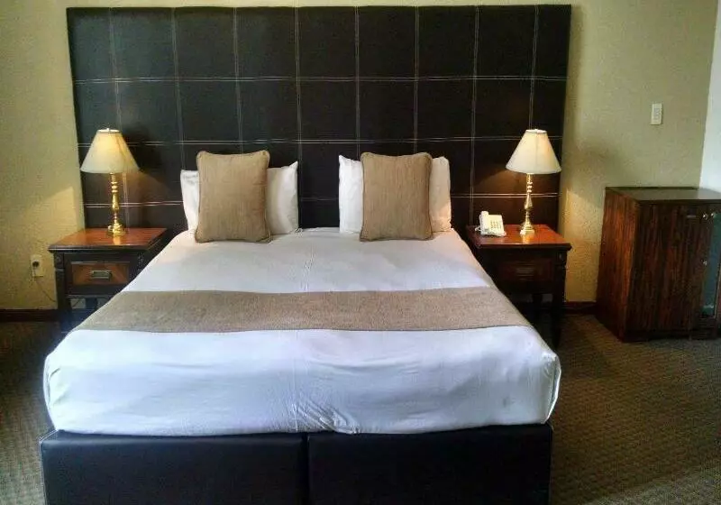 اتاق استاندارد با تخت بزرگ, Imperial Reforma