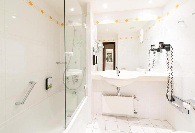 家族用アパートメント, Living Hotel Weißensee