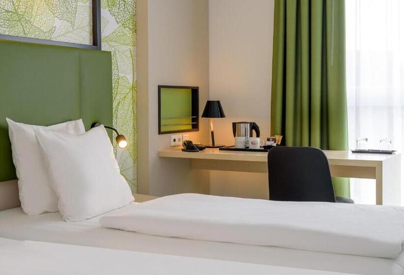 חדר משפחתי, Mercure Hotel Hannover Mitte