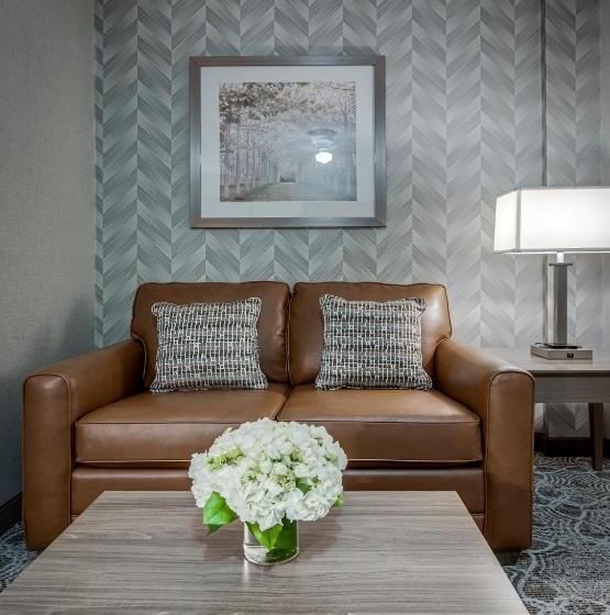 Süit, Monte Carlo Inn Markham