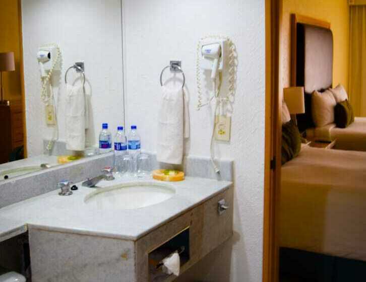 סוויטת ג'וניור נוף לים, Samba Vallarta All Inclusive