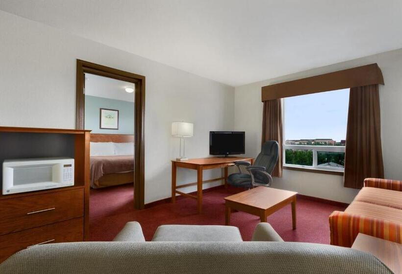 جناح سرير كينج, Super 8 By Wyndham Yellowknife