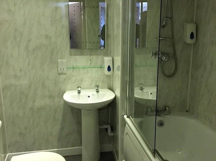 חדר סטנדרט לארבעה, Merchant City Inn