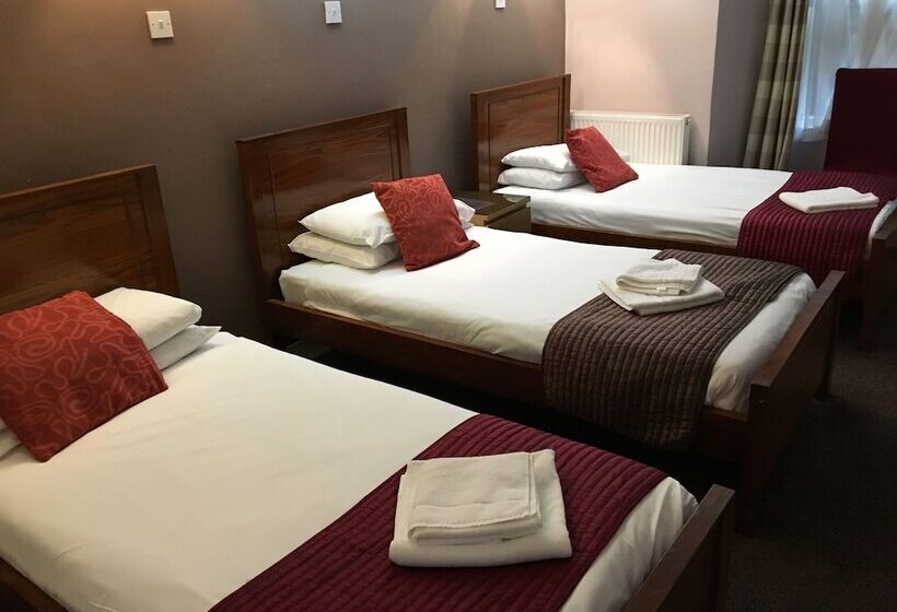 חדר סטנדרט לשלושה, Merchant City Inn