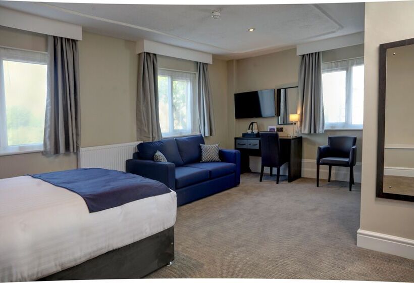 Номер Executive, Trafford Hall Hotel Manchester, Trademark Collection By Wyndham