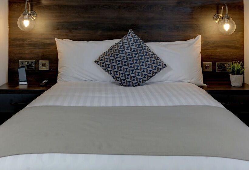 Индивидуальный Номер Классика, Trafford Hall Hotel Manchester, Trademark Collection By Wyndham