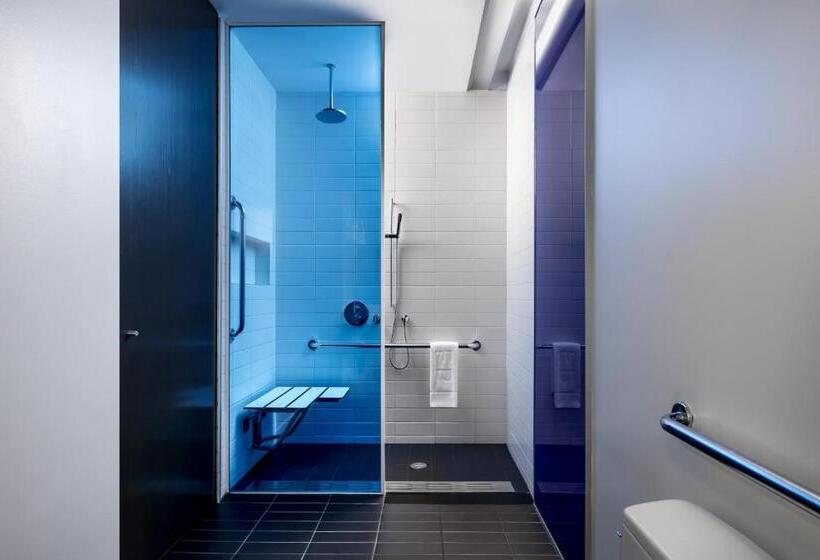 带大床的标准间, W Montréal