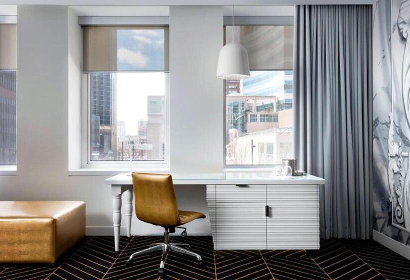 带大床的套房, W Montréal