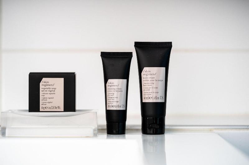 带大床的套房, W Montréal