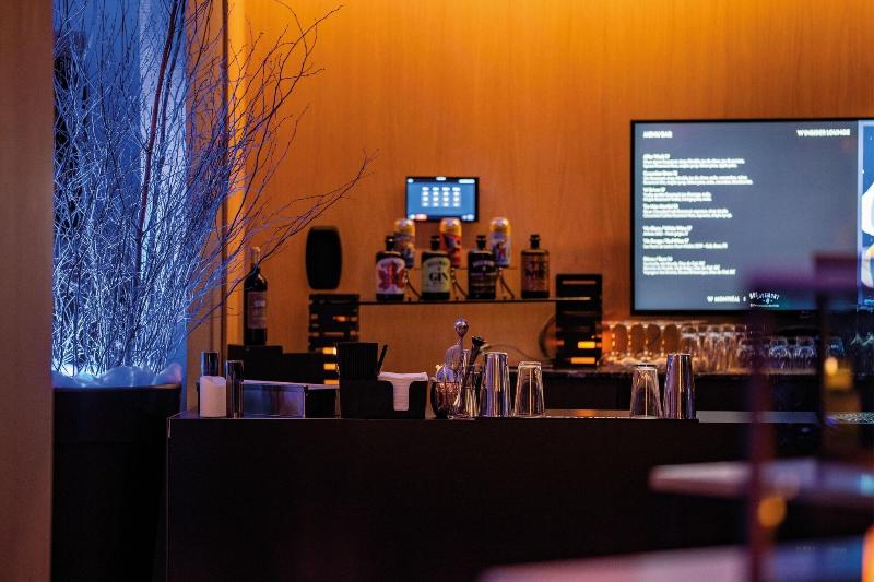 带大床的标准间, W Montréal