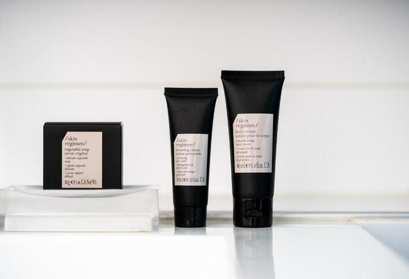 标准间, W Montréal