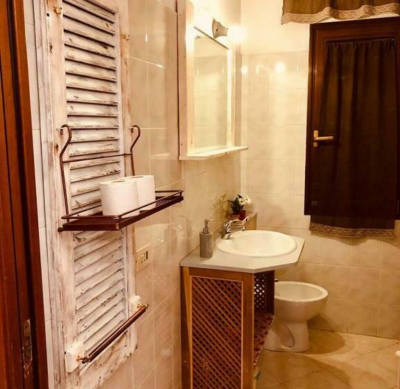 اتاق استاندارد سه نفره, B&b Le Quattro Stagioni