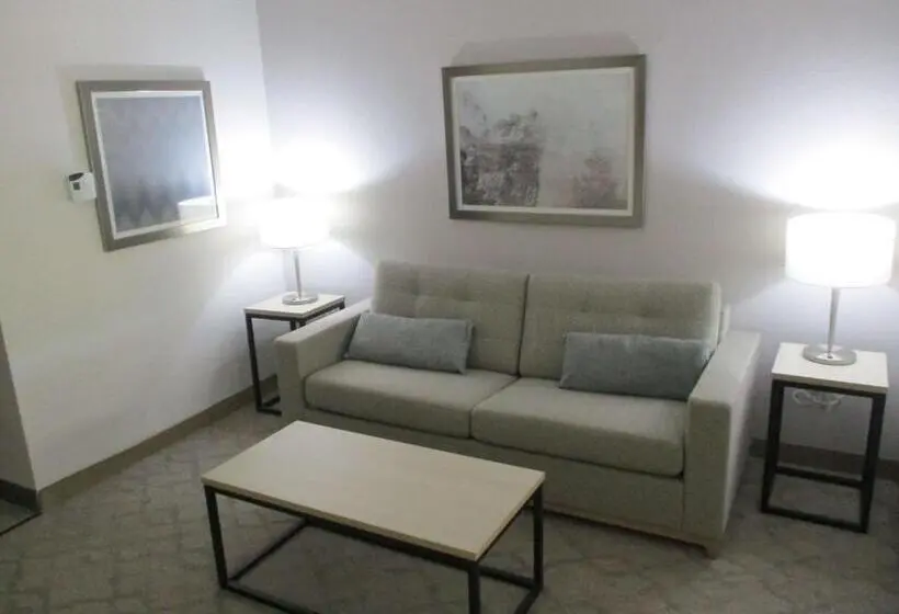 スイート, Best Western Plus Chickasha Inn