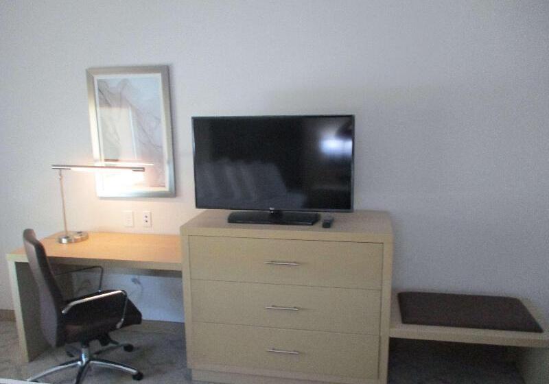 Люкс, Best Western Plus Chickasha Inn