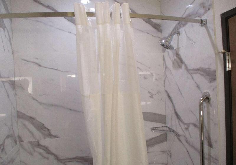 جناح, Best Western Plus Chickasha Inn