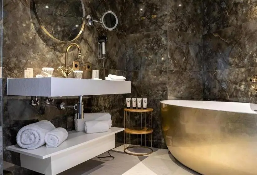 マウンテンビュースイート, Hôtel Le Diamond Rock