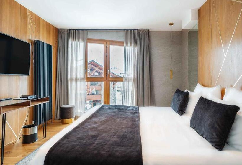 Семейный Номер, Hôtel Le Diamond Rock