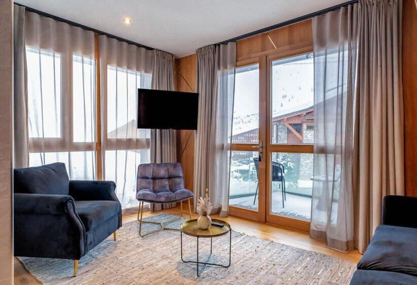 سوییت لوکس, Hôtel Le Diamond Rock