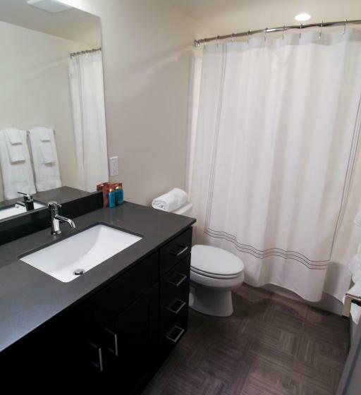 جناح ديلوكس, The Lofts At Downtown Salem