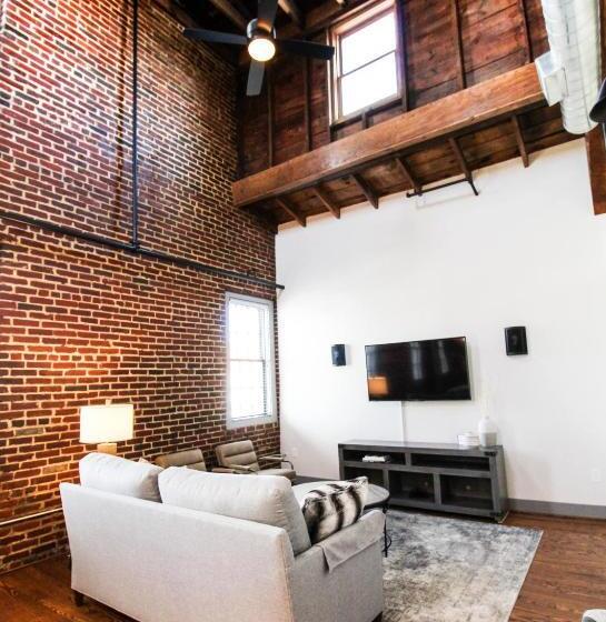 جناح ديلوكس, The Lofts At Downtown Salem