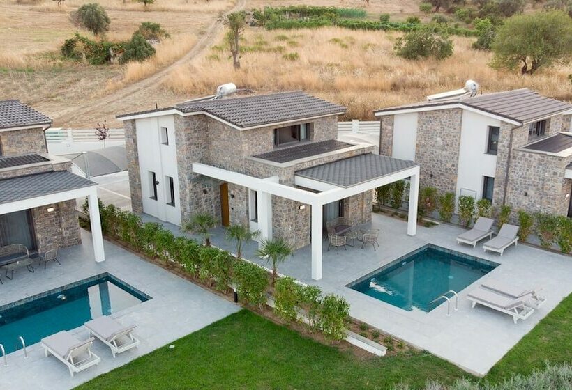 ویلای 2 خوابه با چشمانداز دریا, Terra Olivia Luxury Villas And Suites