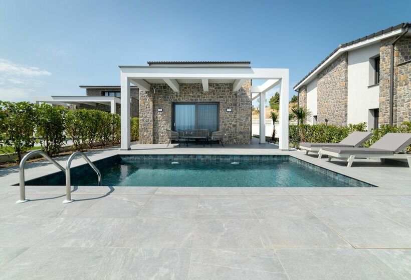 ویلای 2 خوابه با چشمانداز دریا, Terra Olivia Luxury Villas And Suites