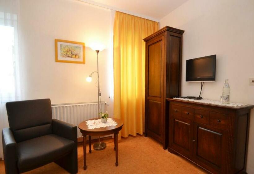 Quarto standart individual, Central