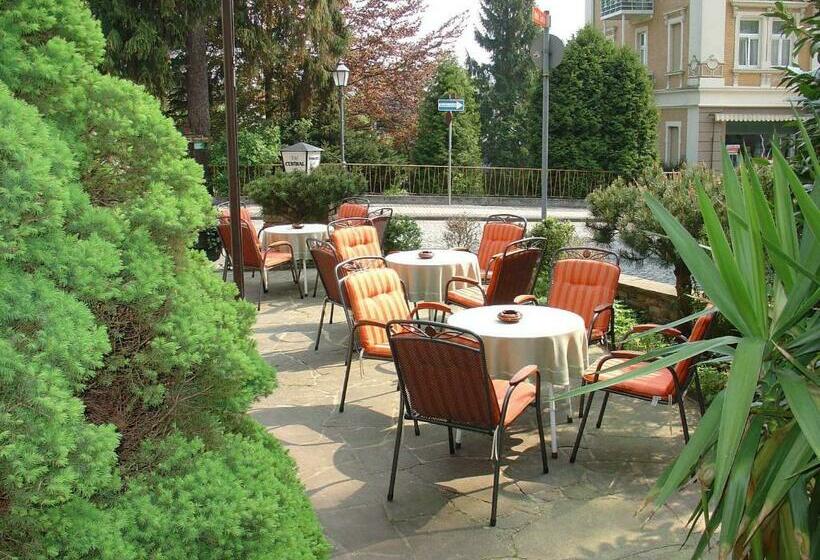 Quarto standart com varanda, Central