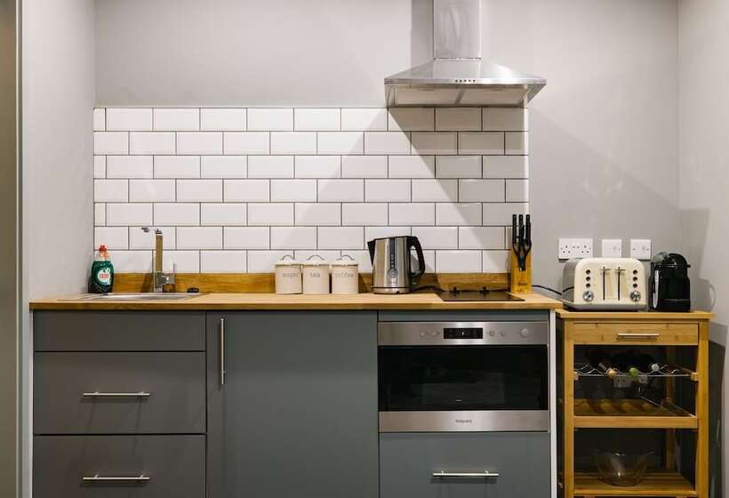 스탠다드 스튜디오, Cityspace Tower Bridge