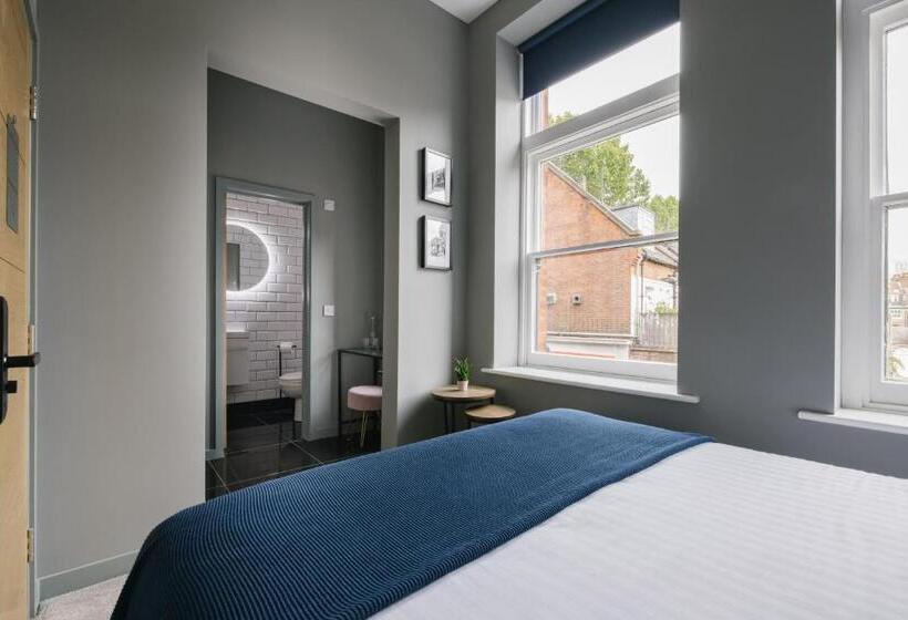 Superior Room, Cityspace Tower Bridge