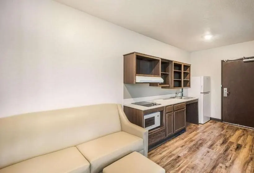 Standard-invahuone, Woodspring Suites Bradenton