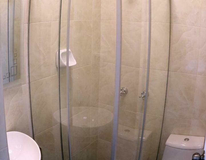 اتاق لوکس, Kusnaya