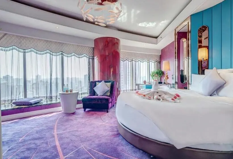 スタンダードルーム, Days Hotel & Suites China Town   Metro Line 2 & Line 6   Nearby Orange Island  Wuyi Square Changsha