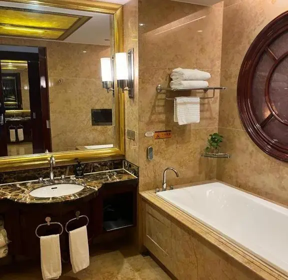 デラックスルーム, Days Hotel & Suites China Town   Metro Line 2 & Line 6   Nearby Orange Island  Wuyi Square Changsha