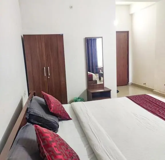 اتاق خانوادگی, Fabhotel Raj Residency Madikeri