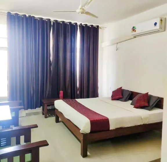 اتاق خانوادگی, Fabhotel Raj Residency Madikeri