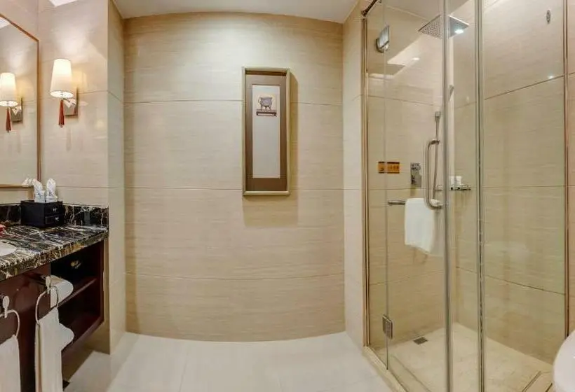 スーペリアールーム, Days Hotel & Suites China Town   Metro Line 2 & Line 6   Nearby Orange Island  Wuyi Square Changsha
