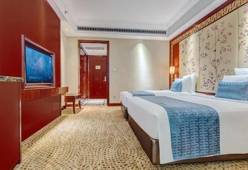 デラックスルーム, Days Hotel & Suites China Town   Metro Line 2 & Line 6   Nearby Orange Island  Wuyi Square Changsha