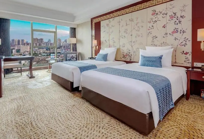 デラックスルーム, Days Hotel & Suites China Town   Metro Line 2 & Line 6   Nearby Orange Island  Wuyi Square Changsha